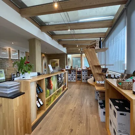Homestay Weingut Giessauf-nell *