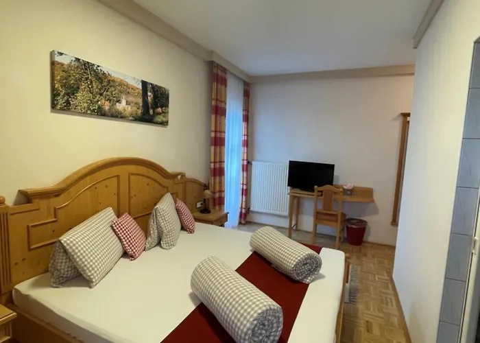 Weingut Giessauf-nell Klöch