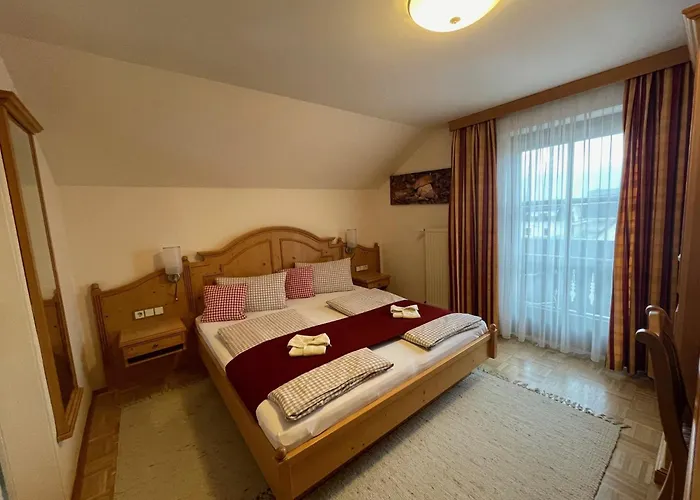 Weingut Giessauf-nell Accommodatie bij particulieren *