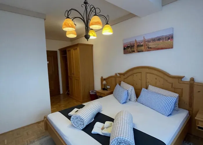 Проживание в семье Weingut Giessauf-nell Клёх